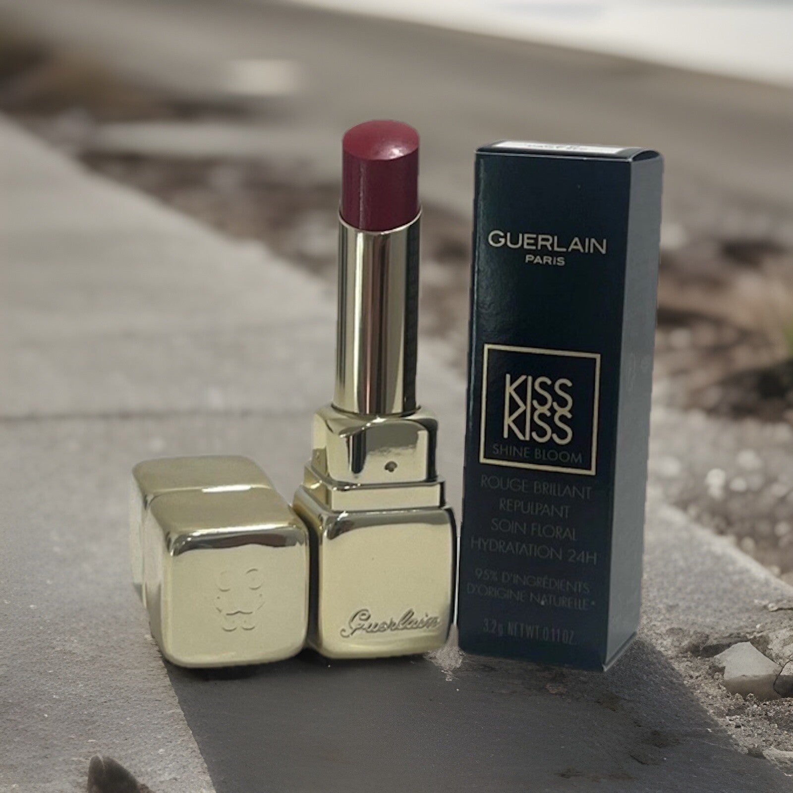 Guerlain KissKiss Shine Bloom Lip Colour 729 Daisy Red New In Box