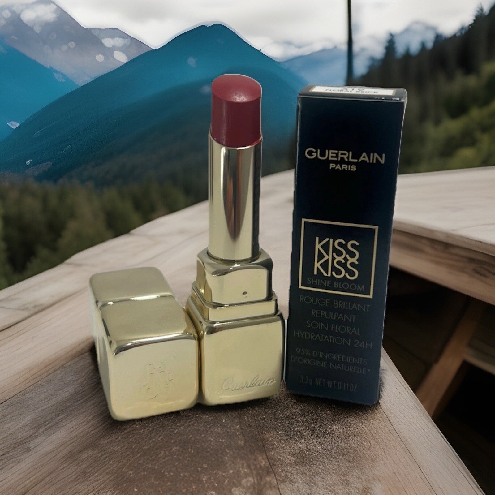 Guerlain KissKiss Shine Bloom Lip Colour 729 Daisy Red New In Box
