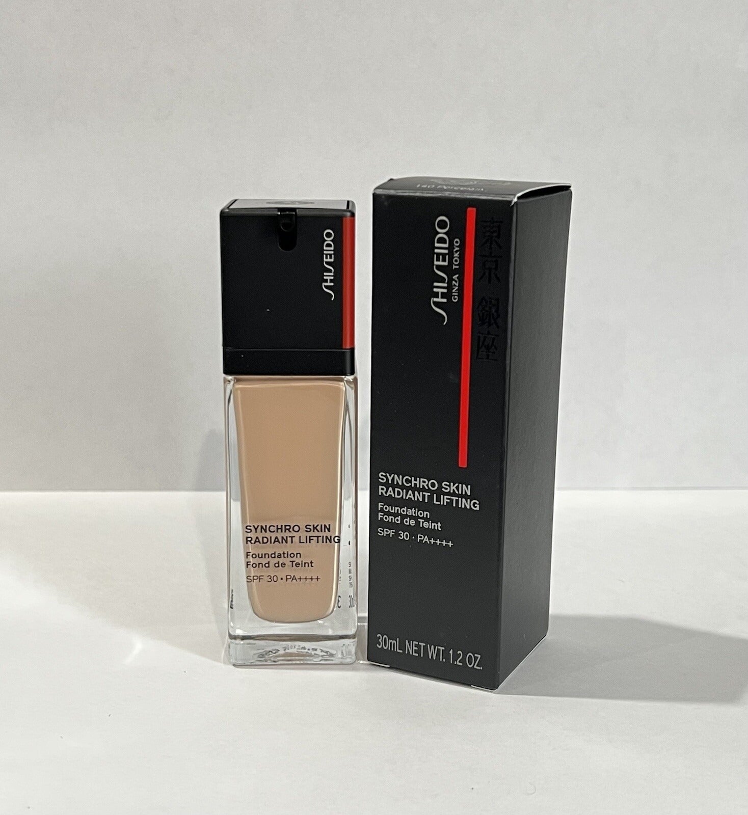 Shiseido Syncro Skin Radiant  Foundation 140 PORCELAIN SPF 30 1oz DISCONTINUED