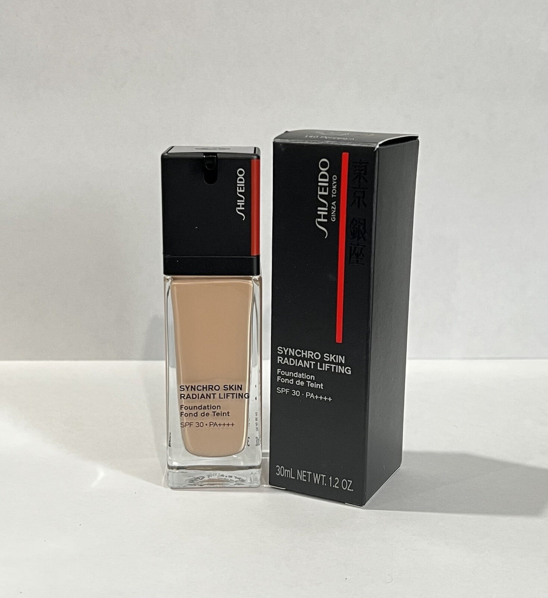 Shiseido Syncro Skin Radiant  Foundation 140 PORCELAIN SPF 30 1oz DISCONTINUED