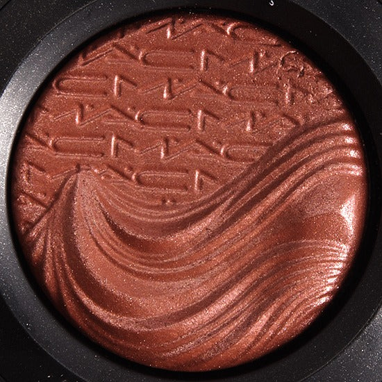 Mac Extra Dimension Eyeshadow AMOROUS ALLOY Same As Shown A98 DISCONTINUED